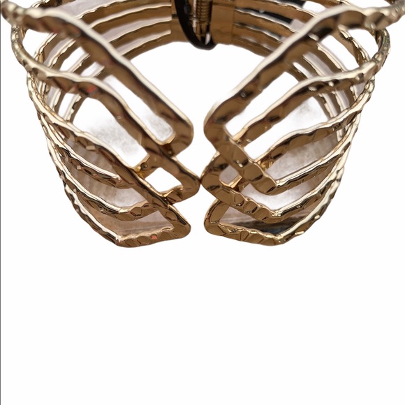 Gold colored bracelet - Picture 2 of 7